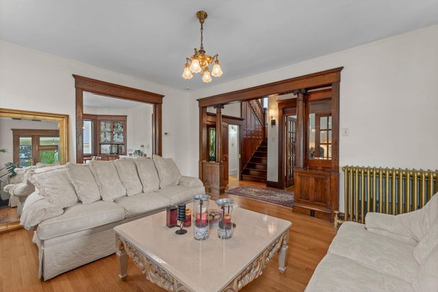 802 Ashland Avenue, Saint Paul, MN 55104