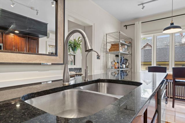 802 Ashland Avenue, Saint Paul, MN 55104