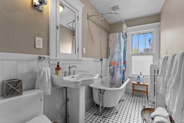 802 Ashland Avenue, Saint Paul, MN 55104