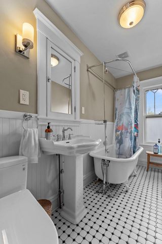 802 Ashland Avenue, Saint Paul, MN 55104