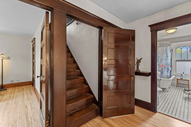 802 Ashland Avenue, Saint Paul, MN 55104