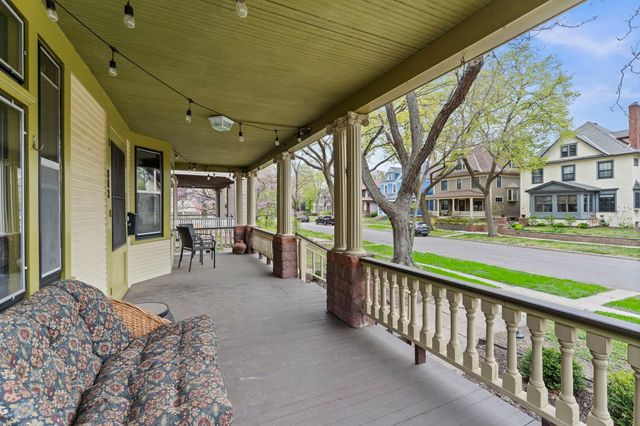 802 Ashland Avenue, Saint Paul, MN 55104