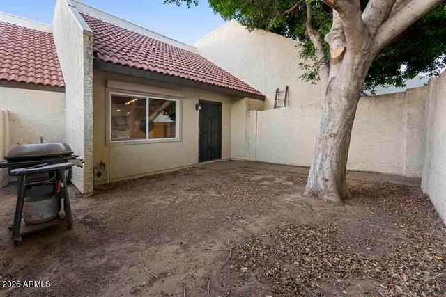 427 E IRONWOOD Drive, Phoenix, AZ 85020