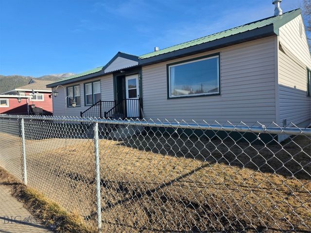 2840 Bayard Street, Butte, MT 59701