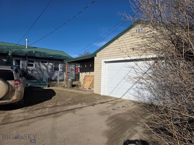 2840 Bayard Street, Butte, MT 59701