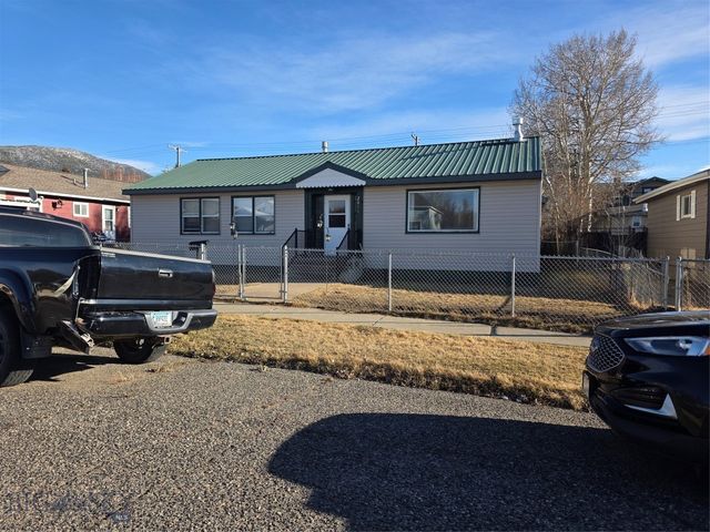 2840 Bayard Street, Butte, MT 59701
