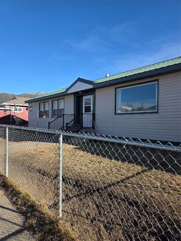 2840 Bayard Street, Butte, MT 59701