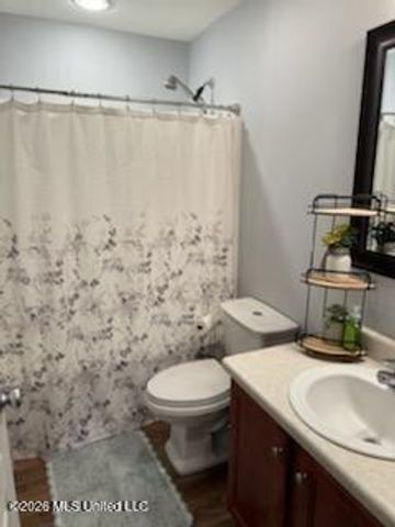 3825 Timber Lake Drive, Ocean Springs, MS 39564