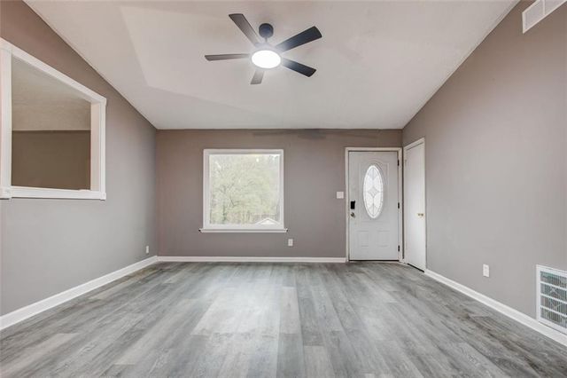 8962 BENTWOOD Lane, Riverdale, GA 30274