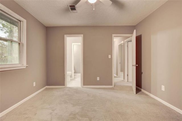 8962 BENTWOOD Lane, Riverdale, GA 30274