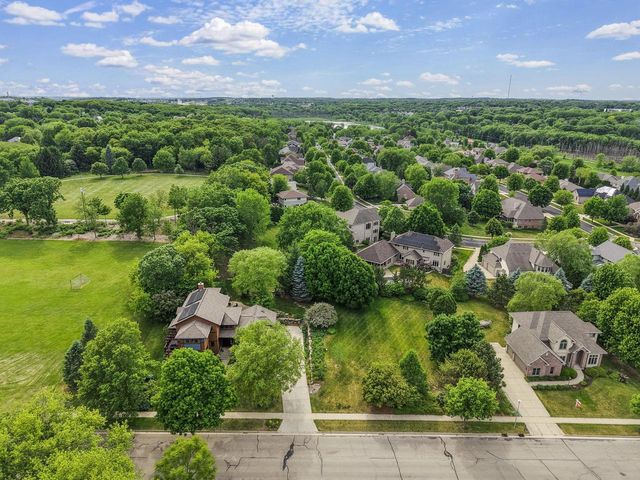 3083 Edenberry Street, Fitchburg, WI 53711