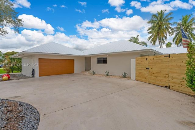 16941 SW 278th St, Homestead, FL 33031