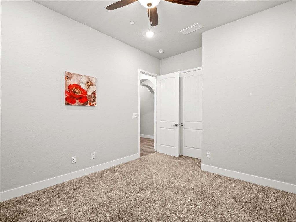 Image 52 of property listing at 1734 N Park, Clovis, CA 93619