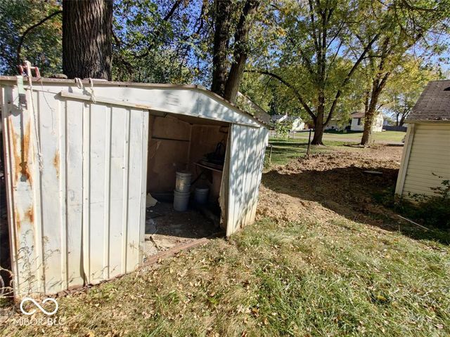 8053 N Sugar Creek Myrtle Lane, Fairland, IN 46126