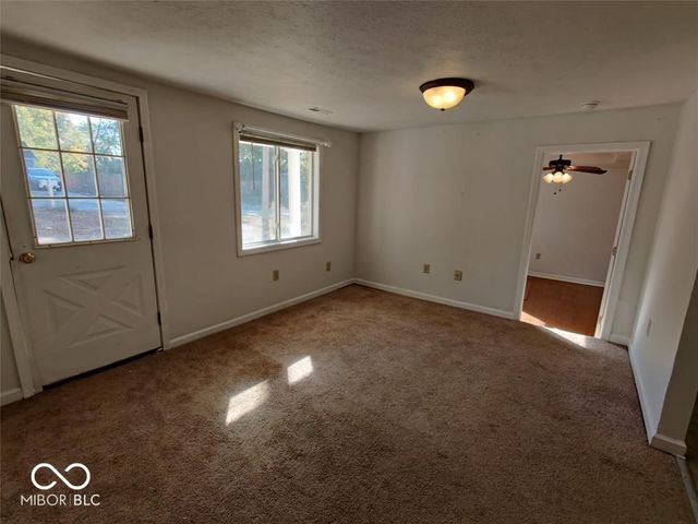8053 N Sugar Creek Myrtle Lane, Fairland, IN 46126