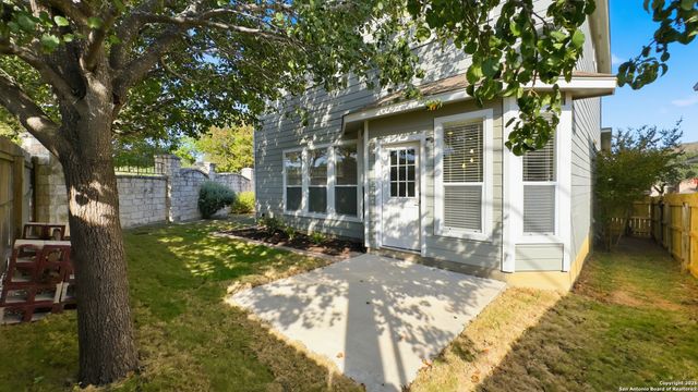 21919 Goldcrest, San Antonio, TX 78260