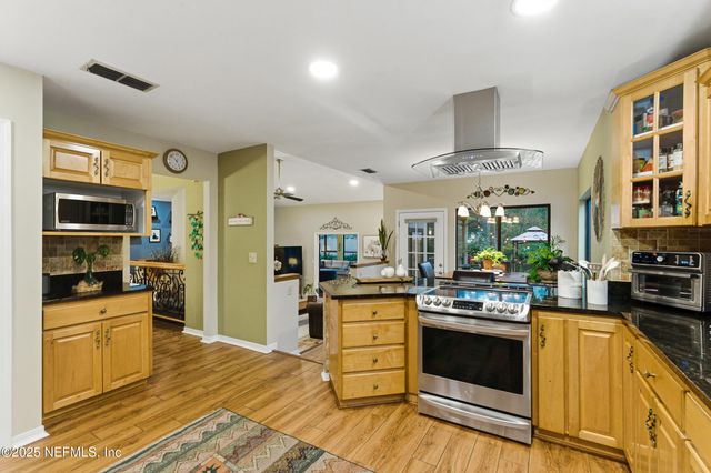 11727 GREENLAND OAKS Drive, Jacksonville, FL 32258