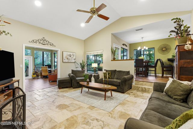 11727 GREENLAND OAKS Drive, Jacksonville, FL 32258