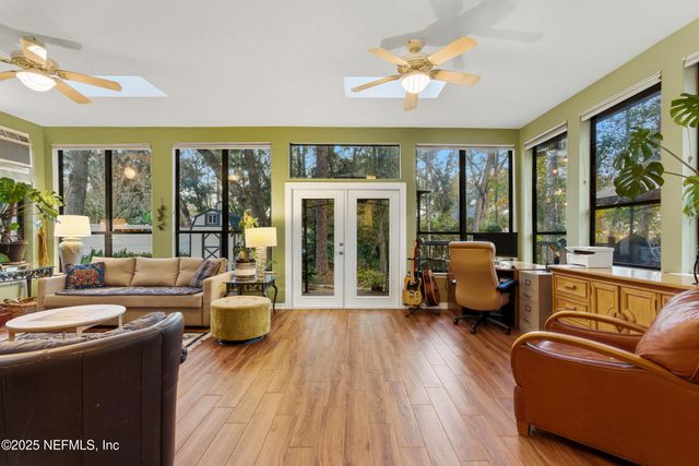 11727 GREENLAND OAKS Drive, Jacksonville, FL 32258