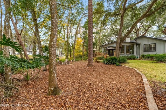 11727 GREENLAND OAKS Drive, Jacksonville, FL 32258