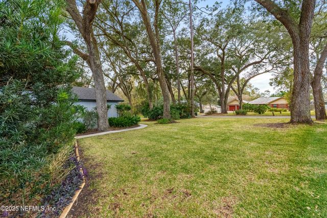 11727 GREENLAND OAKS Drive, Jacksonville, FL 32258