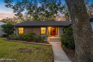 11727 GREENLAND OAKS Drive, Jacksonville, FL 32258