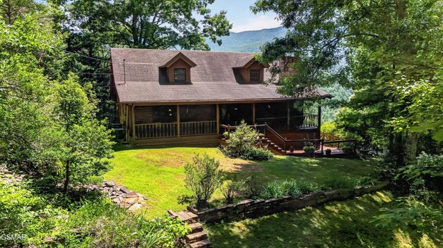 549 Geneva Lane, Gatlinburg, TN 37738