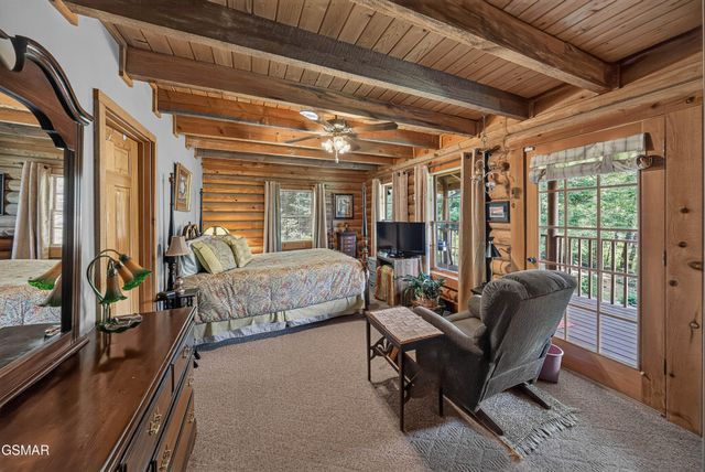 549 Geneva Lane, Gatlinburg, TN 37738
