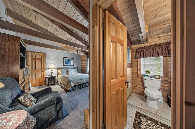 549 Geneva Lane, Gatlinburg, TN 37738