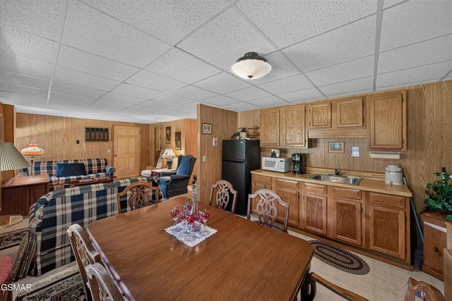 549 Geneva Lane, Gatlinburg, TN 37738