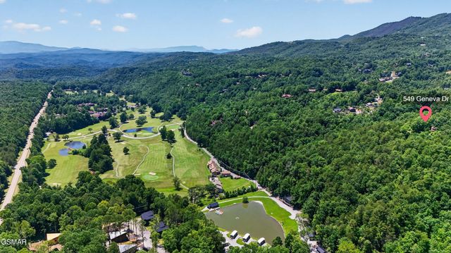 549 Geneva Lane, Gatlinburg, TN 37738