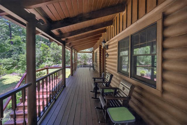 549 Geneva Lane, Gatlinburg, TN 37738
