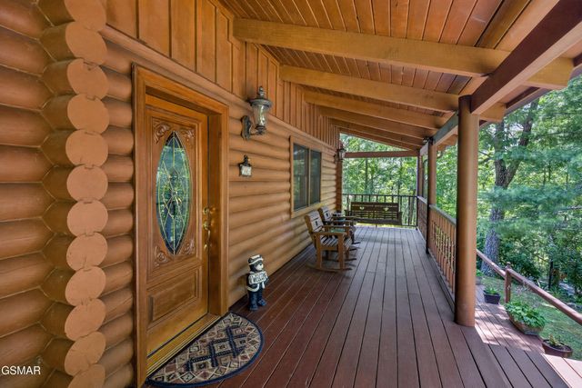 549 Geneva Lane, Gatlinburg, TN 37738