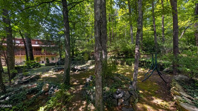 549 Geneva Lane, Gatlinburg, TN 37738