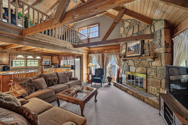 549 Geneva Lane, Gatlinburg, TN 37738
