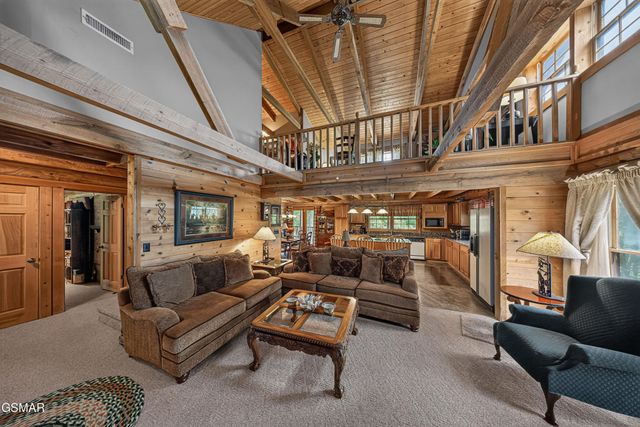549 Geneva Lane, Gatlinburg, TN 37738