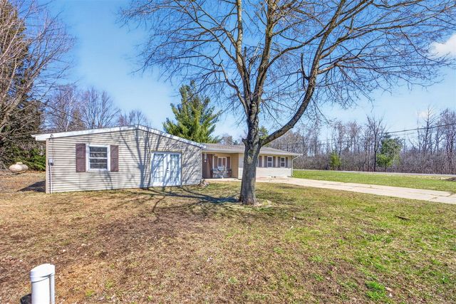 4784 1st Street, Barryton, MI 49305