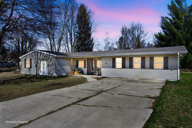 4784 1st Street, Barryton, MI 49305