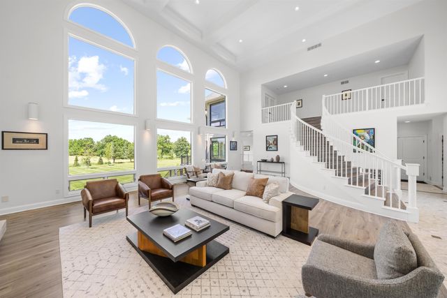 5636 Meadow Lane, Ann Arbor, MI 48105