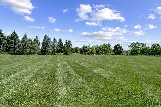 5636 Meadow Lane, Ann Arbor, MI 48105
