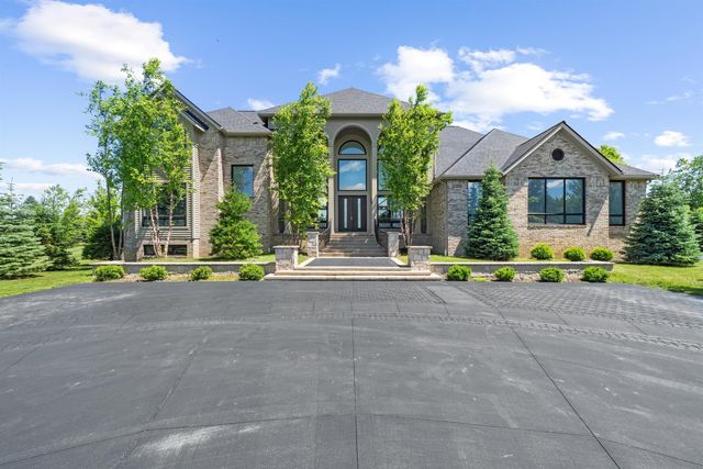 5636 Meadow Lane, Ann Arbor, MI 48105