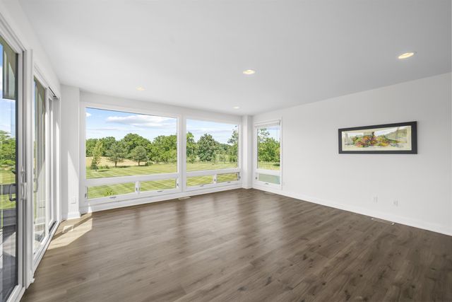 5636 Meadow Lane, Ann Arbor, MI 48105