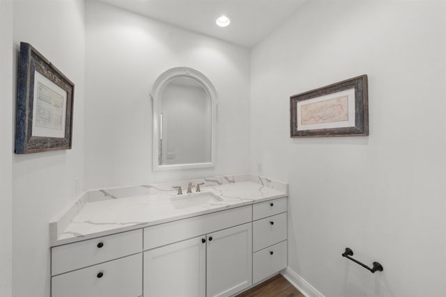 5636 Meadow Lane, Ann Arbor, MI 48105