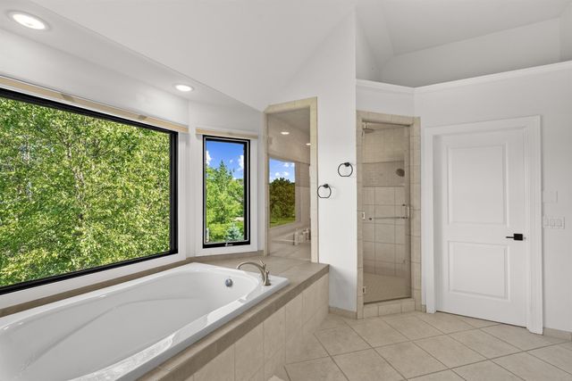 5636 Meadow Lane, Ann Arbor, MI 48105