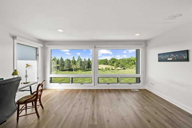 5636 Meadow Lane, Ann Arbor, MI 48105