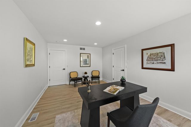 5636 Meadow Lane, Ann Arbor, MI 48105