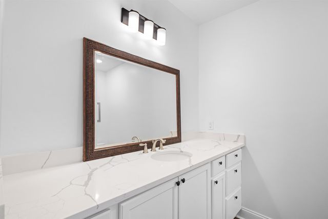 5636 Meadow Lane, Ann Arbor, MI 48105