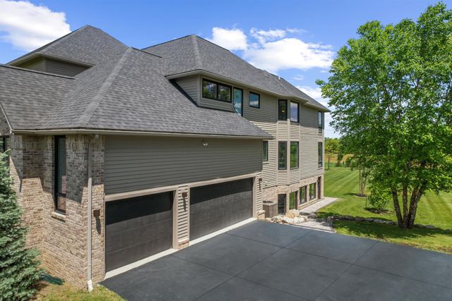 5636 Meadow Lane, Ann Arbor, MI 48105