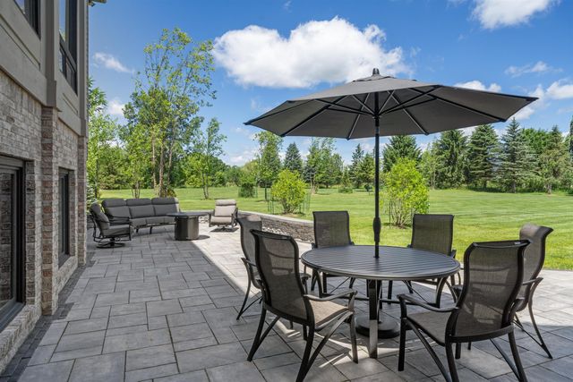 5636 Meadow Lane, Ann Arbor, MI 48105