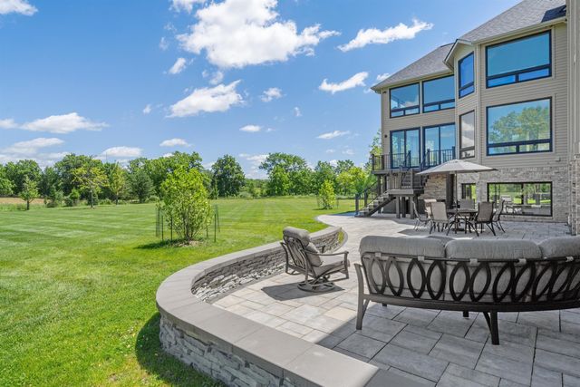 5636 Meadow Lane, Ann Arbor, MI 48105